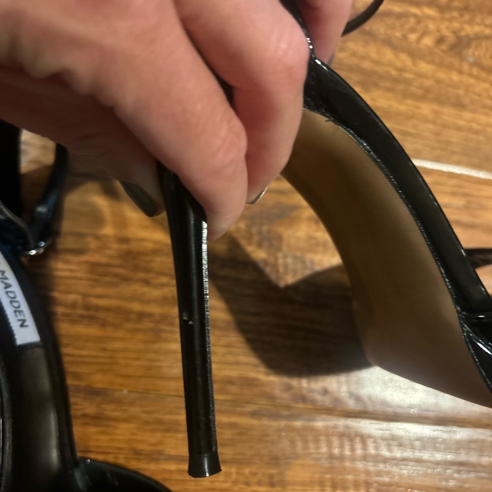 Steve Madden Wylie Black Patent Stiletto Heels - Picture 6 of 10